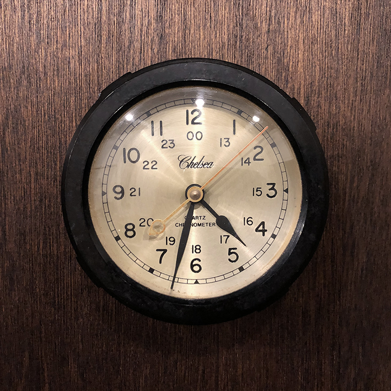 Chelsea Bakelite Ship Clock（チェルシー ベイクライト シップ クロック）船舶時計 ブラックボディカラー クォーツ初期時代モデル ビンテージクロック