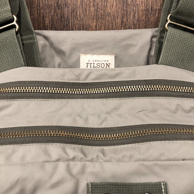 Filson Tackle Pack Fly Fishing Vest | OLDS