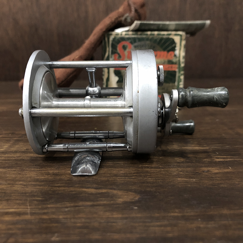 Pflueger Supreme 1573 Direct Bait Reel With Box Pouch Paper 