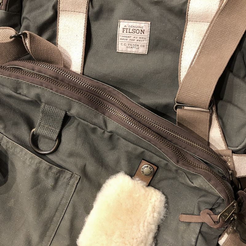 Filson Fishing Tackle Chest Pack Talon Zip Old Model
