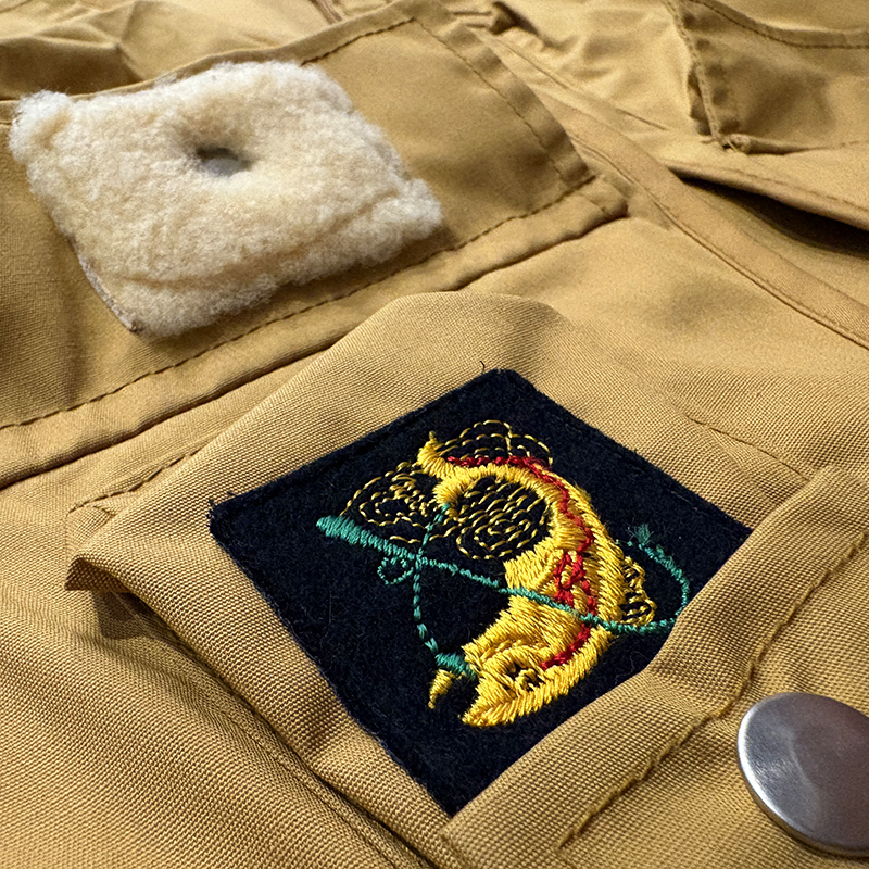 Columbia Sportswear Fishing Vest Camel Ochre Jumping Trout Patch