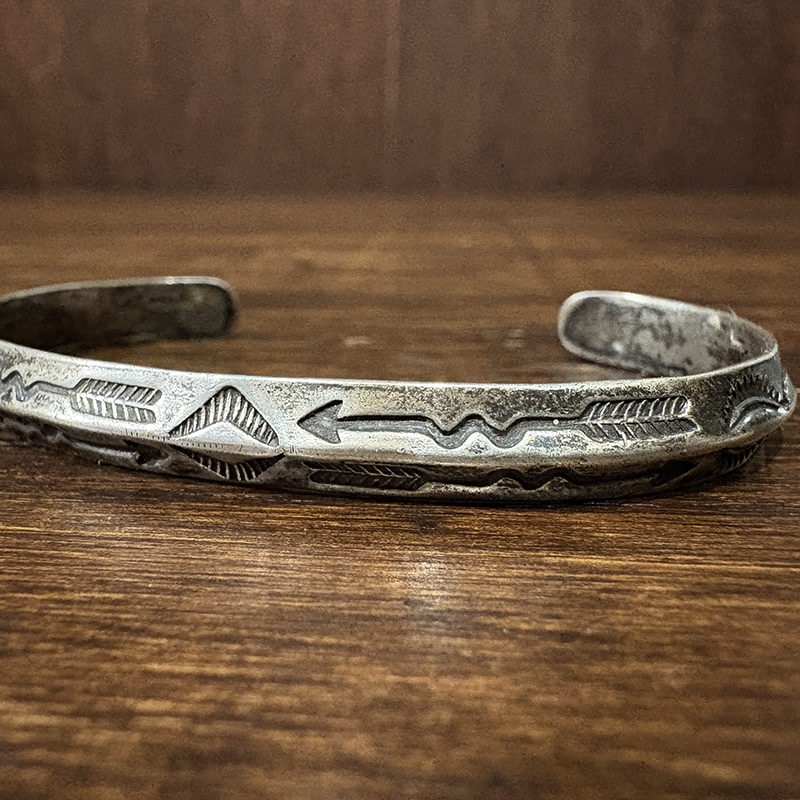 Vintage Navajo Fred Harvey Silver Triangle Wire bracelet Bangle