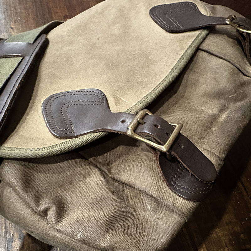 L.L. Bean Heavy Rigid Canvas Oild Finish Outdoor Field Shoulder Bag