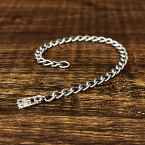 Vintage Sterling Silver Narrow Chain Bracelet Scissor-Shaped Clasp 19.0cm ビンテージ スターリング シルバー ナローチェーン ブレスレット シザーバイスクラスプ STERLING刻印 グッドコンディション Vintage Sterling Silver Narrow Chain Bracelet Scissor-Shaped Clasp 19.0cm ビンテージ スターリング シルバー ナローチェーン ブレスレット シザーバイスクラスプ STERLING刻印 グッドコンディション