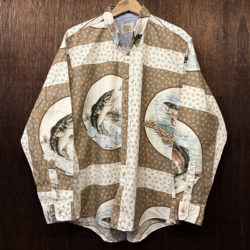 Old Jumping Bass & Trout Game Fish Pattern Cotton Fishing Shirt Made in USA Mint オールド ジャンピング バス トラウト ゲームフィッシュ 総柄 コットン ロングスリーブ フィッシングシャツ L Boston Prepatory Company製 希少柄 米国製ミントコンディション