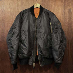 Concord Industries Co MA-1 Black Nylon Twill Flight Jacket Ideal Zip M Made in USA Mint コンコルド インダストリーズ  MA1 ブラック ナイロンツイルシェル フライトジャケット Idealブラスジッパー USA製 展示品 ミントコンディション