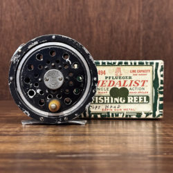 Pflueger Vintage Early Medalist 1494 Round Line Guard Fly Reel with Box フルーガー メダリスト1494 ラウンドラインガード 初期メダリスト オリジナル アンティークフライリール オリジナルボックス付属